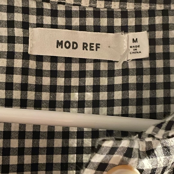 Mod ref, black and white, medium - Picture 2 of 2